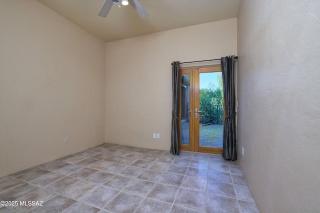 empty room with ceiling fan