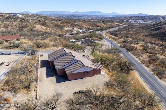 drone / aerial view with a mountain view