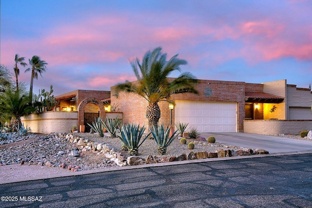 view of front of house featuring a garage