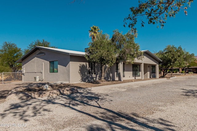 view of front of house