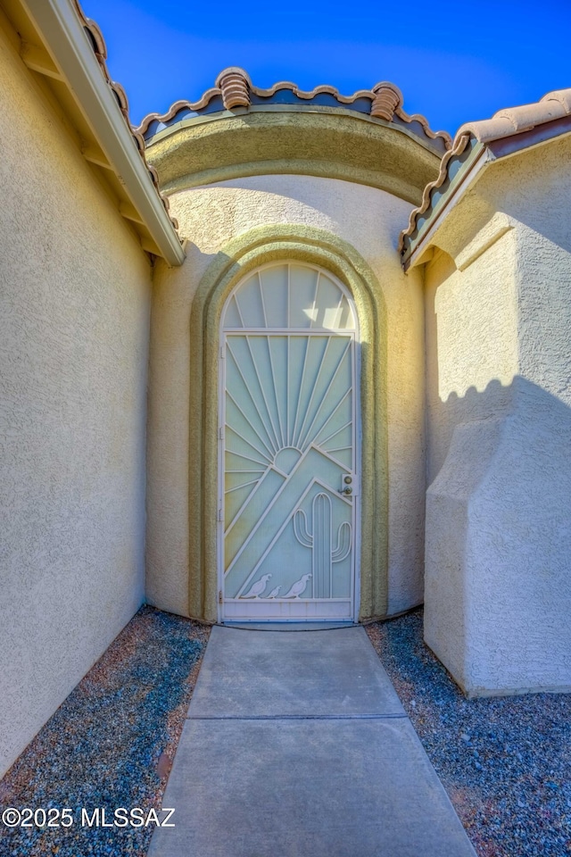 view of doorway to property