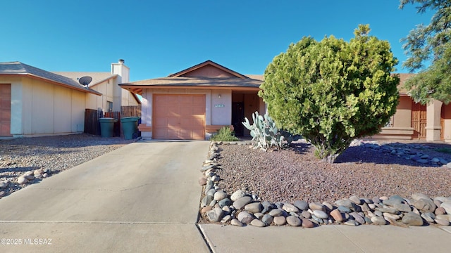 view of front facade featuring a garage