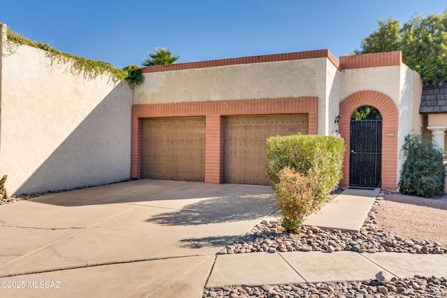 view of front of house with a garage