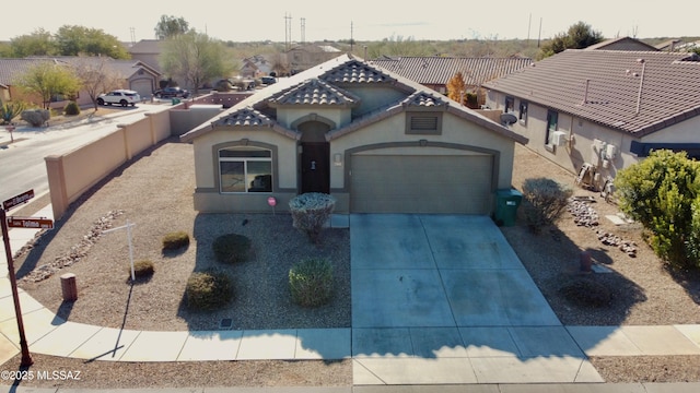 view of front facade featuring a garage