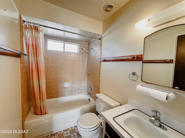 281 E Walker St, Benson, AZ 85602 - full bathroom featuring toilet, shower / tub combo, and vanity