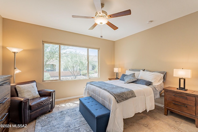 bedroom featuring ceiling fan