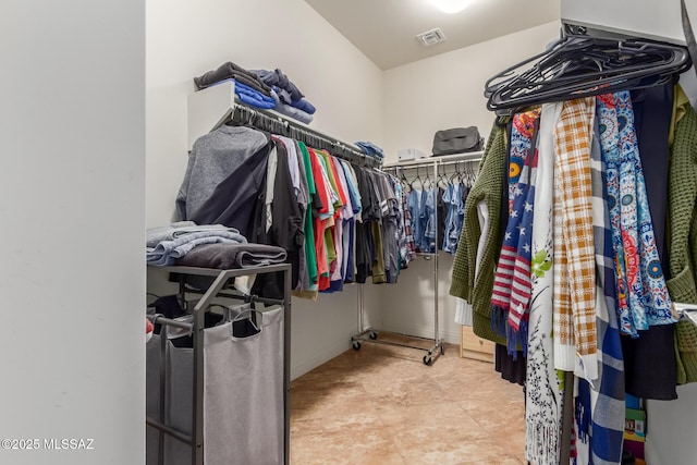 view of spacious closet