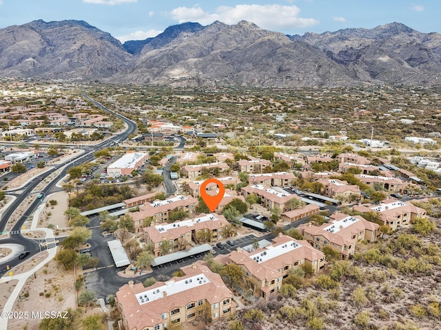 bird's eye view featuring a mountain view