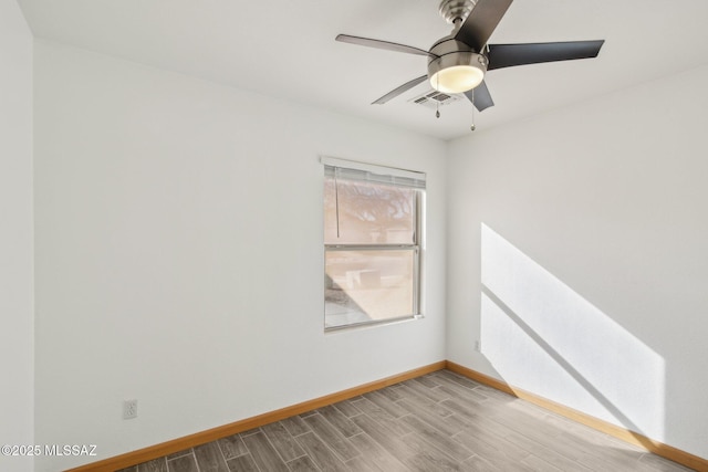 empty room with ceiling fan