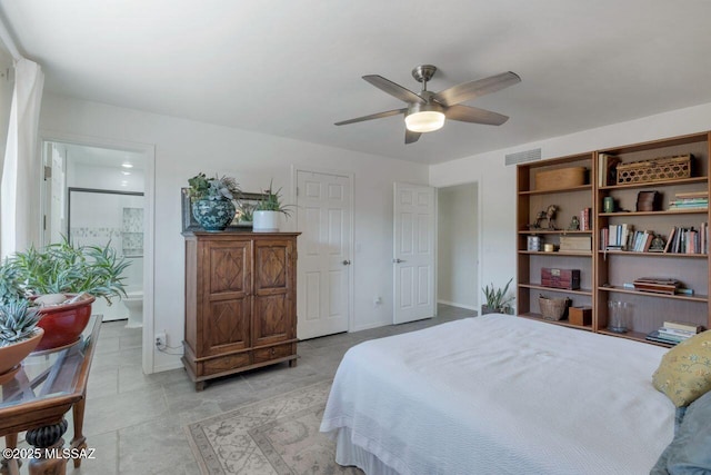 bedroom with ceiling fan