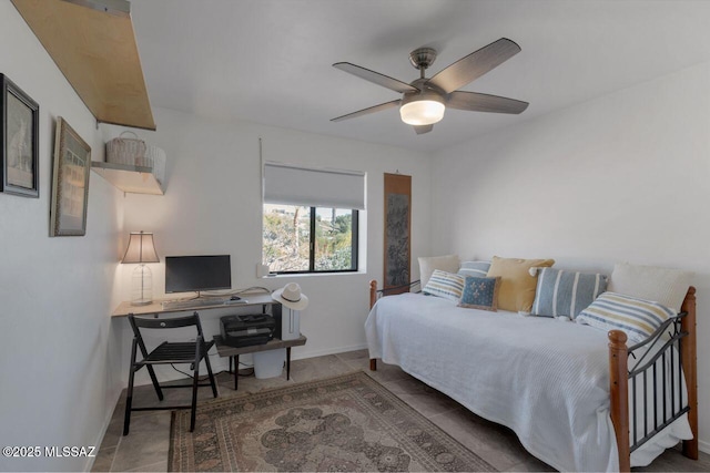 bedroom with ceiling fan