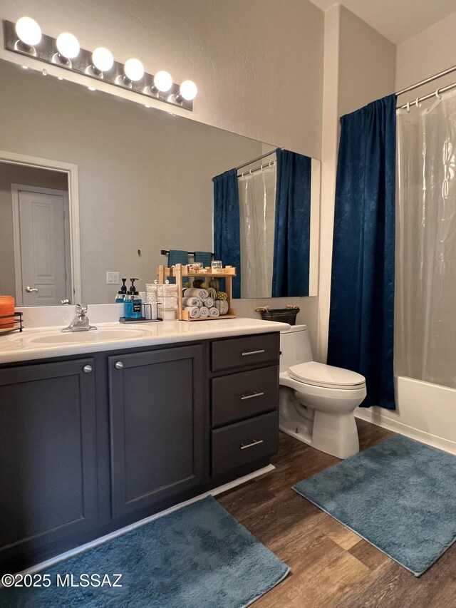 laundry room featuring washing machine and dryer