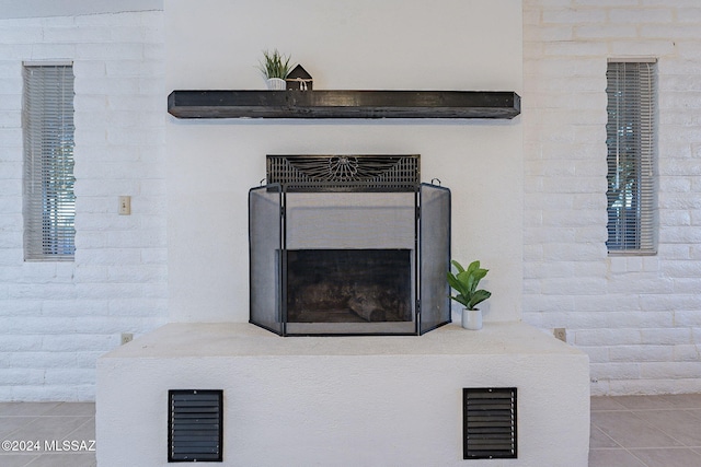interior details featuring visible vents