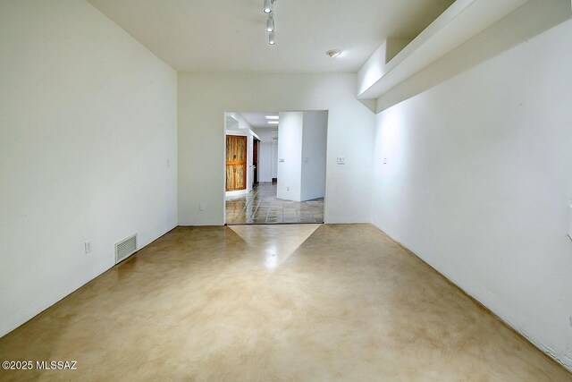 972 N Rancho Del Jefe Loop, Tucson, AZ 85748 - unfurnished room featuring concrete floors