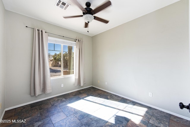 empty room with ceiling fan