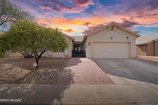 view of front facade featuring a garage