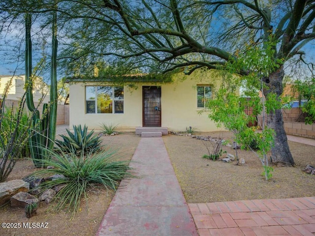 view of front of house