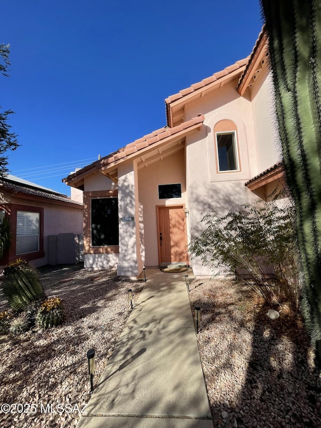 view of property entrance