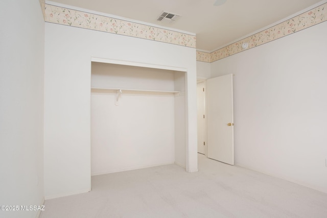 closet with visible vents