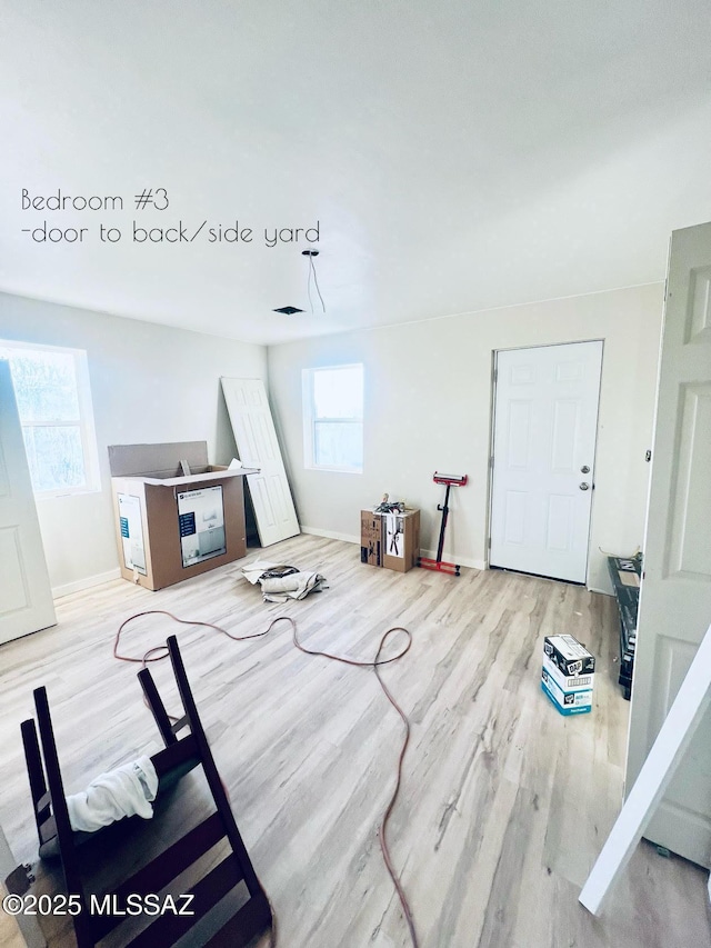 1105 S 1st Ave, Safford, AZ 85546 - living room with light hardwood / wood-style floors