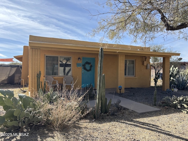 view of front of property