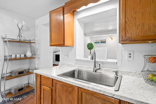 kitchen featuring sink