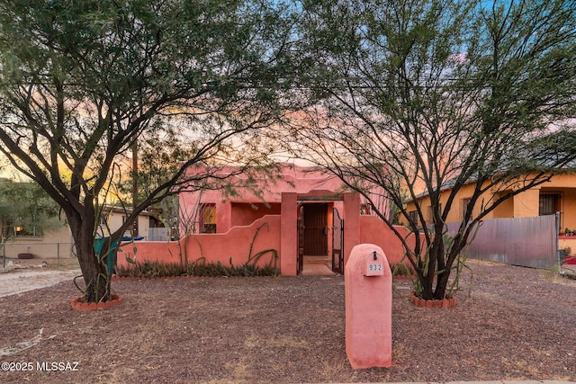 view of front of property