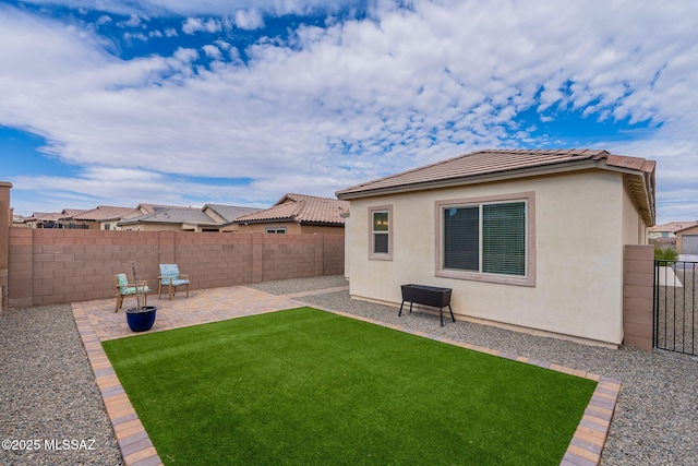 view of yard with a patio