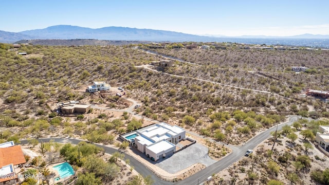 bird's eye view featuring a mountain view