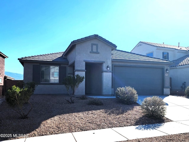 view of front facade with a garage