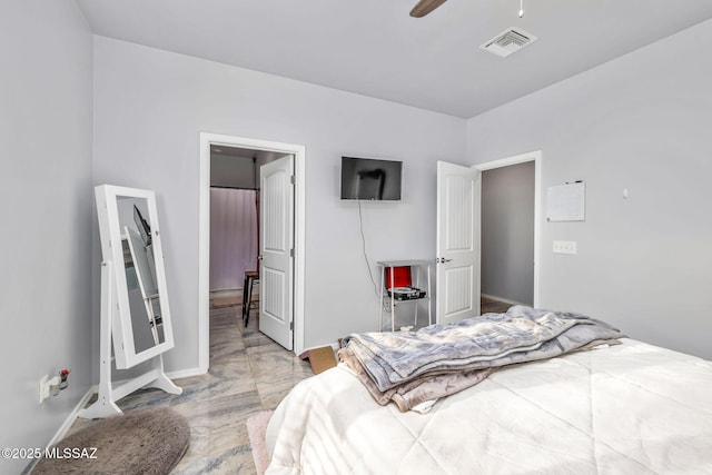 bedroom with ceiling fan