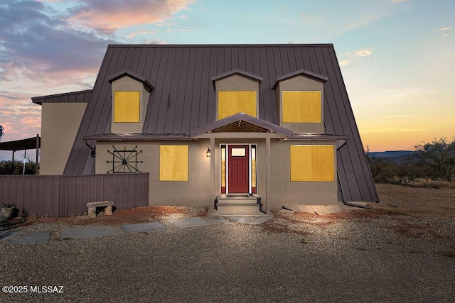 view of modern farmhouse style home