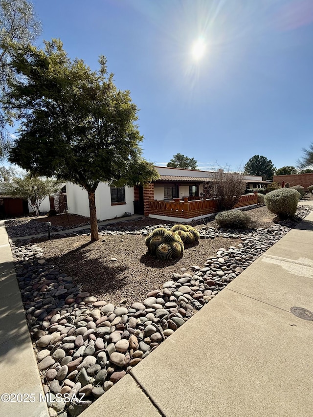 view of front of property