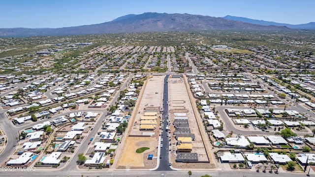 bird's eye view with a mountain view