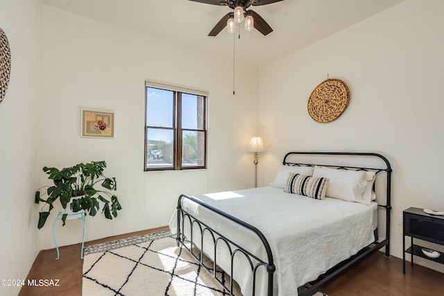 bedroom featuring ceiling fan