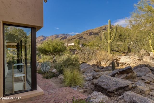 property view of mountains