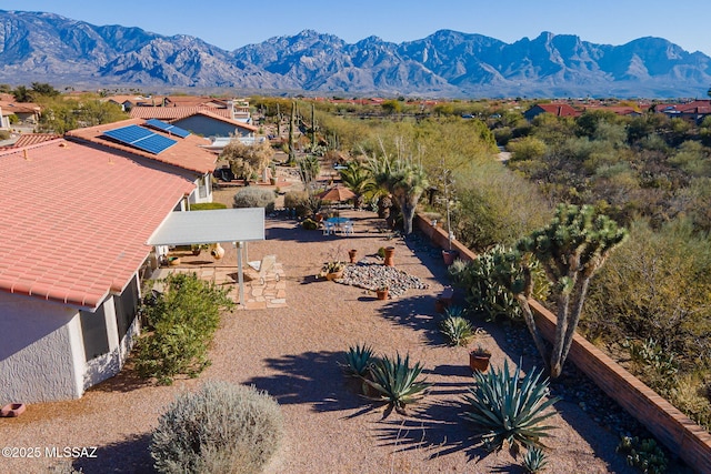 drone / aerial view with a mountain view