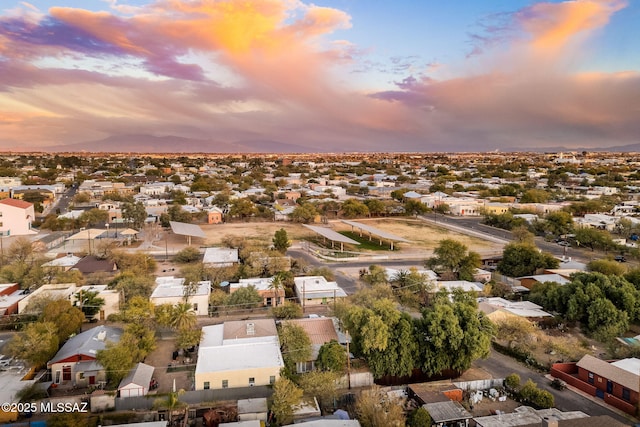 view of aerial view at dusk