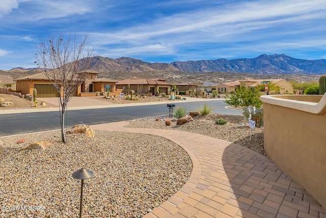 view of mountain feature featuring a residential view