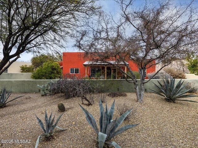 view of front of home