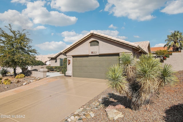 view of front facade with a garage