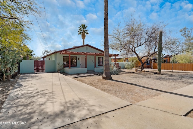 view of front of property