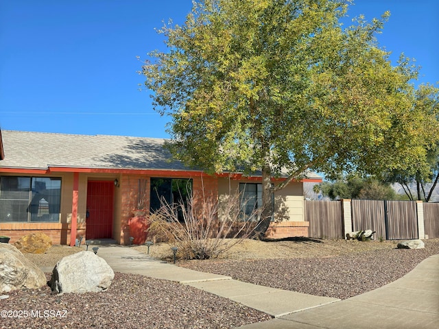 view of front of property