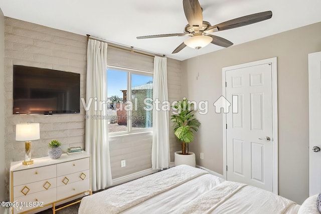 bedroom with ceiling fan