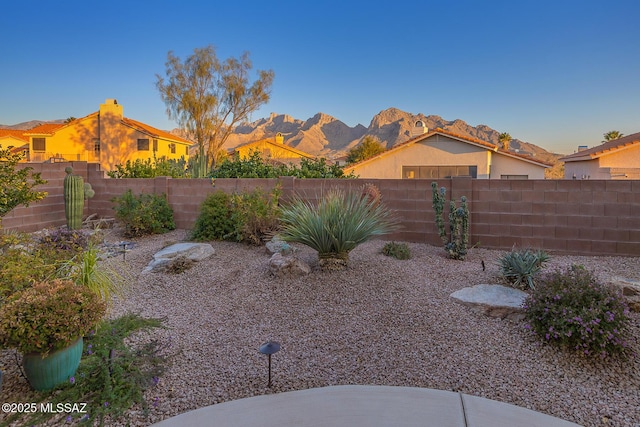 653 W Paseo Rio Grande, Tucson AZ, 85737, 3 bedrooms, 2 baths house for sale