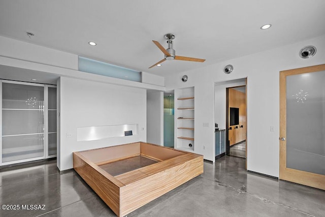 1125 N 13th Ave, Tucson, AZ 85705 - interior space featuring a ceiling fan