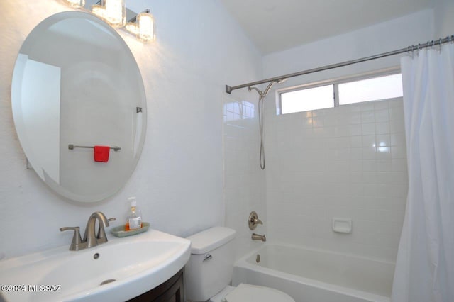 full bathroom featuring vanity, toilet, and shower / bath combo