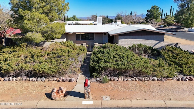 view of front of house