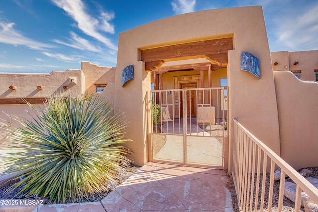 view of entrance to property