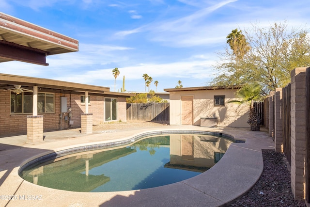 view of swimming pool featuring a patio